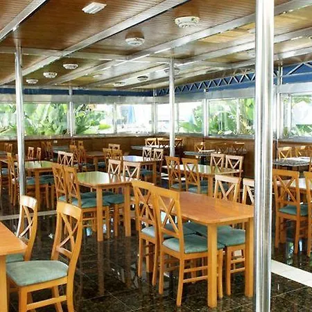 Отель Cordial Marina Blanca