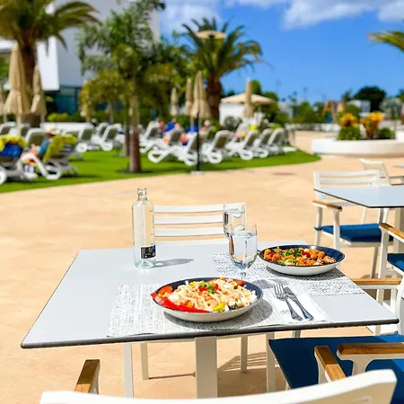 Cordial Marina Blanca Playa Blanca