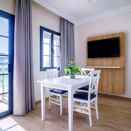 Cordial Marina Blanca Playa Blanca