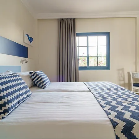 Cordial Marina Blanca 4*