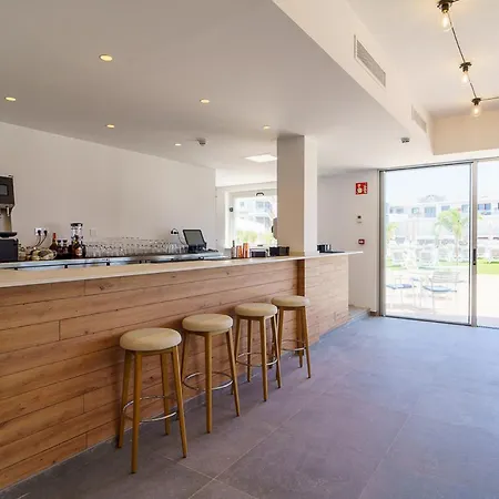 Cordial Marina Blanca 4*