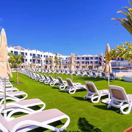 Cordial Marina Blanca מלון