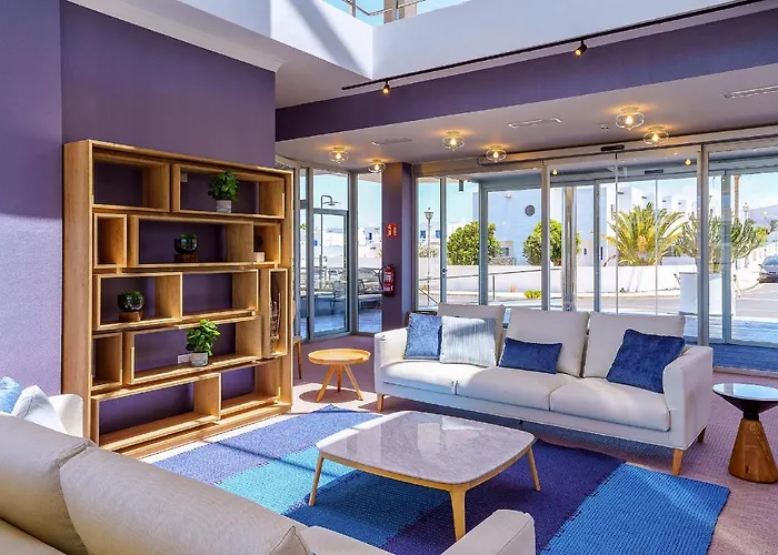 Cordial Marina Blanca 플라야블랑카