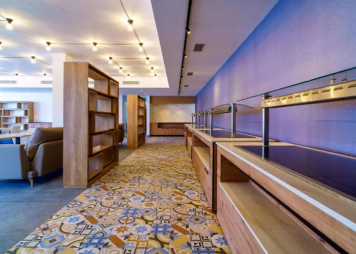 Cordial Marina Blanca Hotell 4*