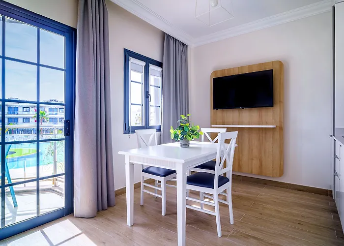 Cordial Marina Blanca 플라야블랑카