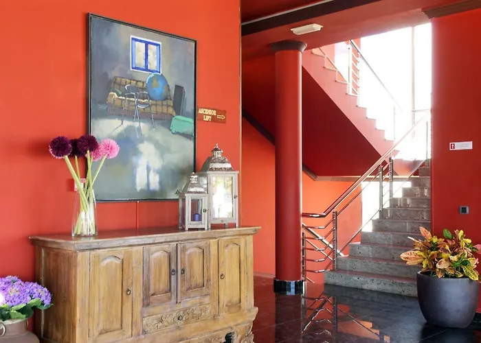 Cordial Marina Blanca Hotel