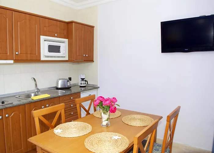 Cordial Marina Blanca 4*